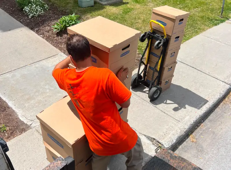 Preparing for a long distance move across Canada
