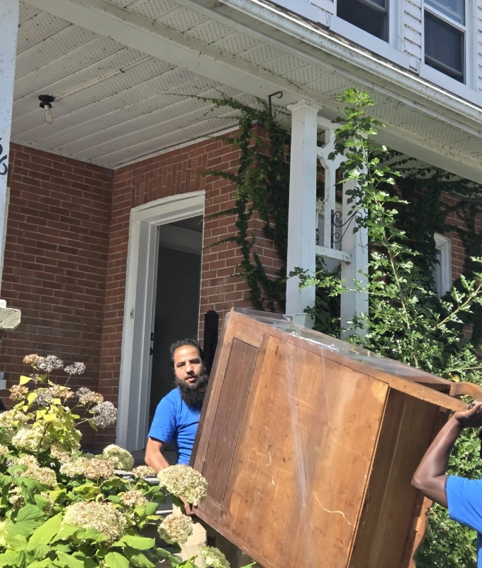 City Moves moving team in Kingston Ontario